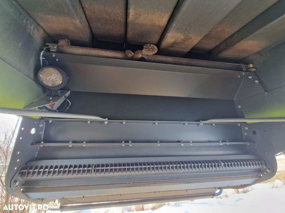 Claas TUCANO 440 - 13