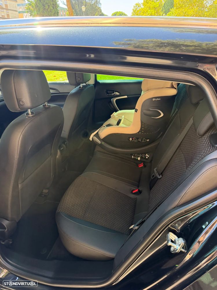 Opel Insignia Sports Tourer - 17