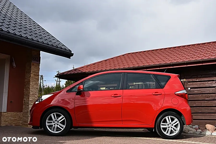Toyota Verso S 1.33 Premium - 11