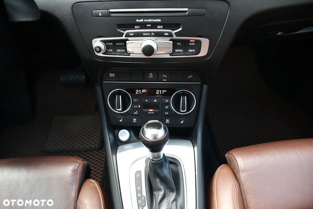 Audi Q3 40 TFSI Quattro S-Line S tronic - 37