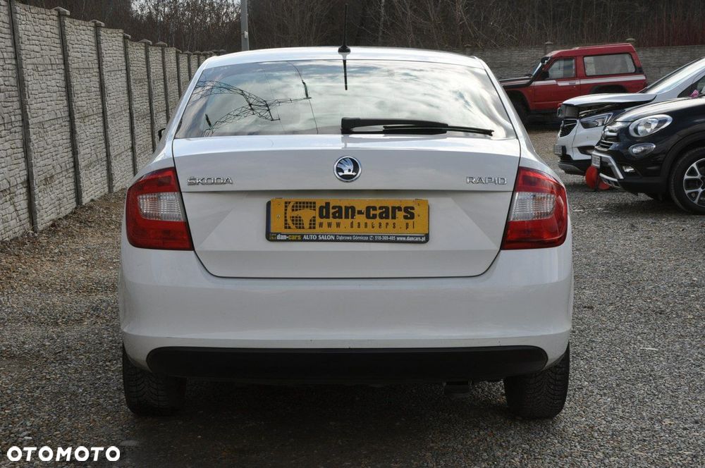 Skoda RAPID 1.2 TSI Drive - 4