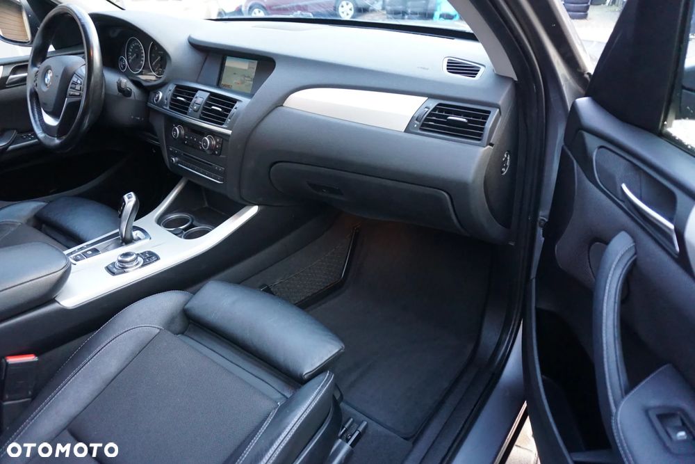 BMW X3 xDrive30d - 16