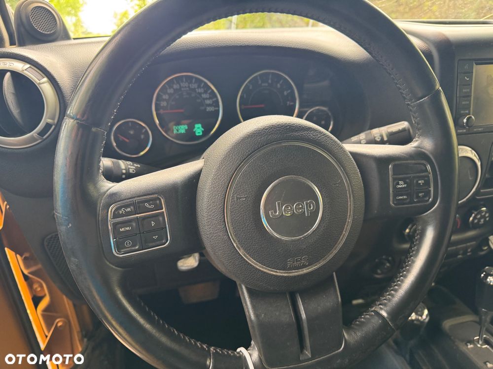 Jeep Wrangler Unlimited 3.6 Automatik Sahara - 20