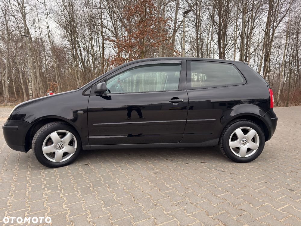 Volkswagen Polo 1.4 FSI - 12