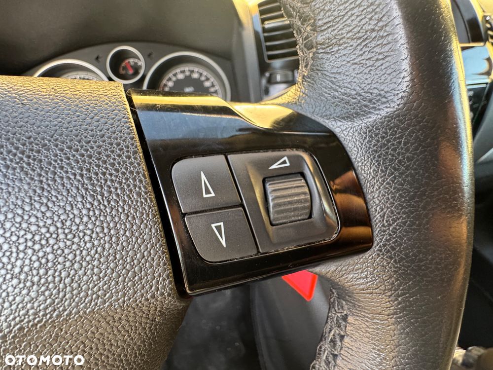 Opel Zafira 1.6 Cosmo EU5 - 17