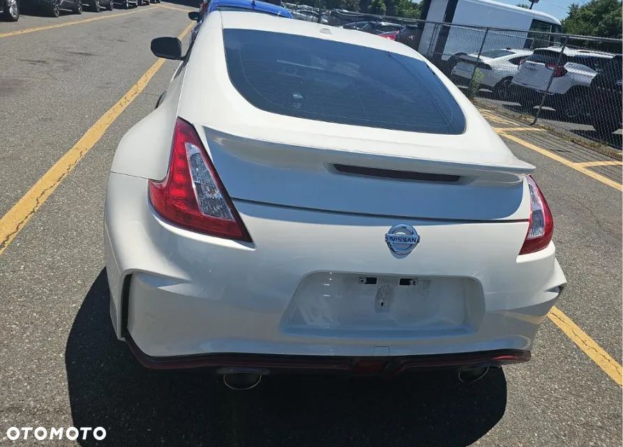 Nissan 370 Z 3.7 V6 Nismo - 6