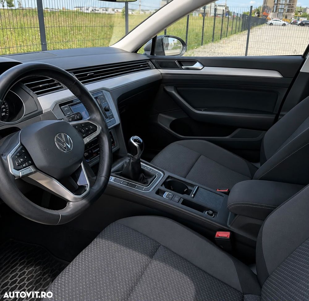 VOLKSWAGEN Passat 2021 — imagine 6