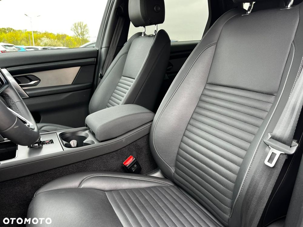 Land Rover Discovery Sport 2.0 D165 mHEV Dynamic SE - 13
