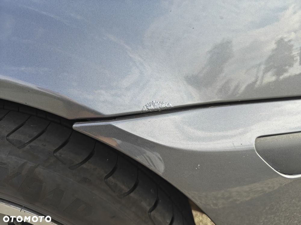 BMW Seria 3 325i - 12