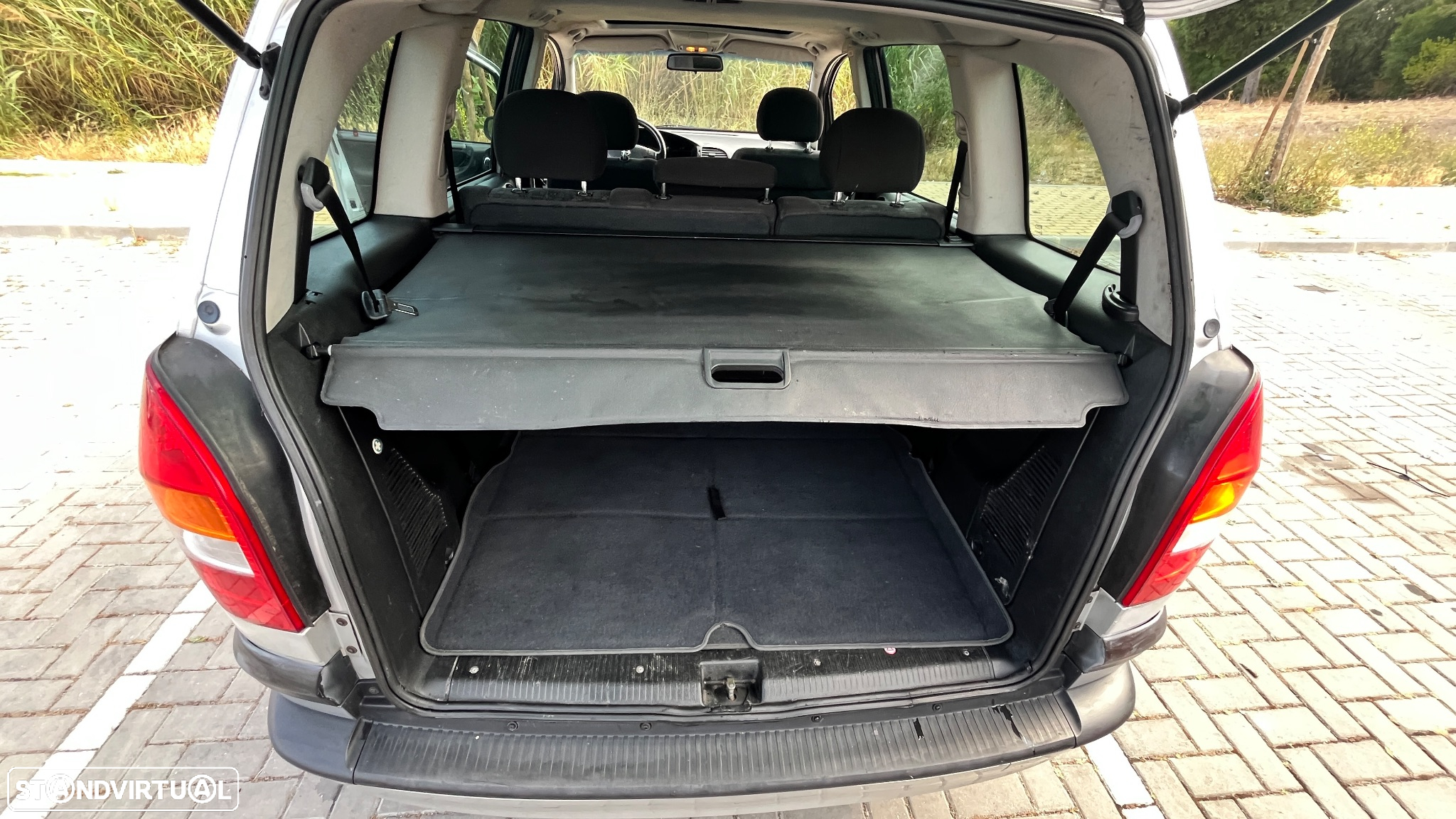 Opel Zafira 2.0 DTi Elegance - 20