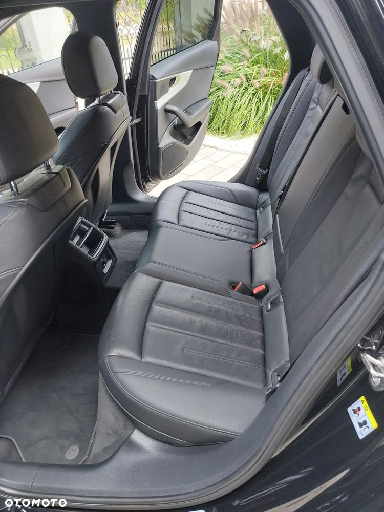 Audi A4 ver-2-0-tfsi-ultra-sport-s-tronic - 12