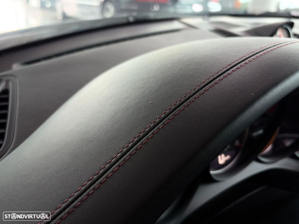 Porsche 911 (991) Turbo S Cabriolet - 19