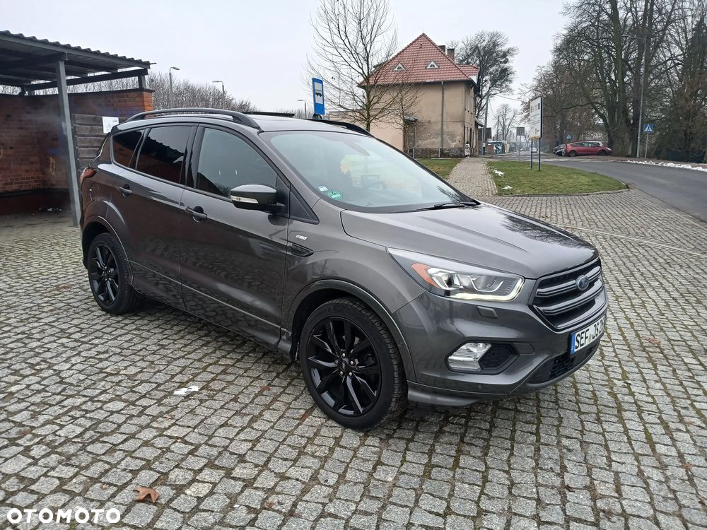 Ford Kuga - 11