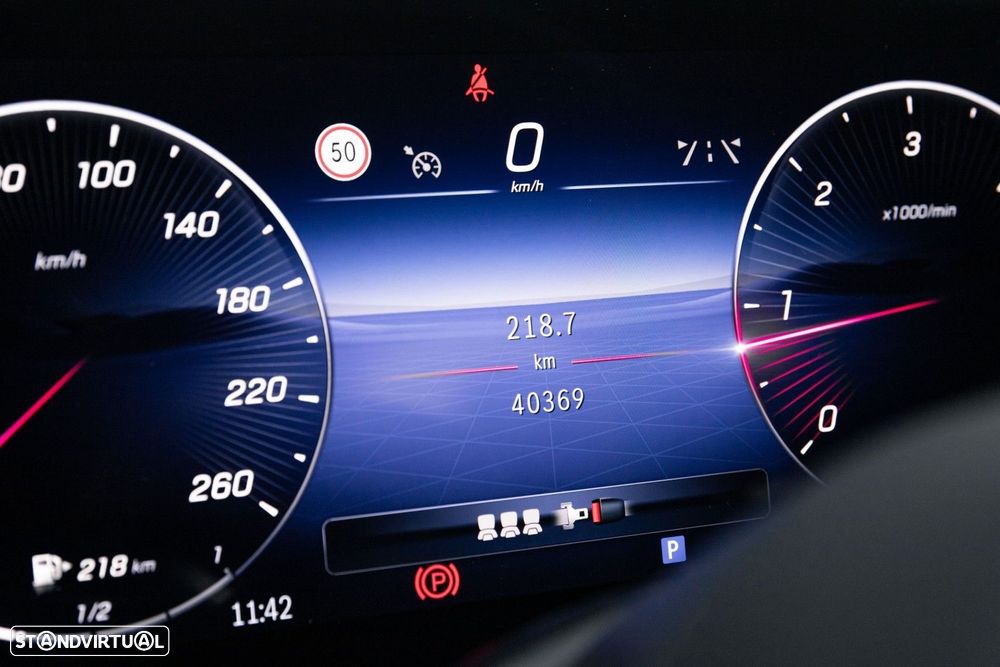 Mercedes-Benz C 220 d AMG Line - 26