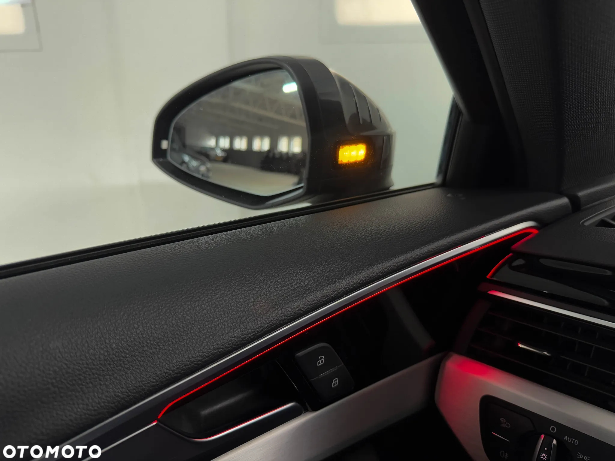 Audi A4 Avant 40 TDI S tronic S line - 31