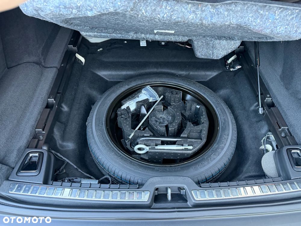 Volvo V90 Cross Country D5 AWD Geartronic - 23