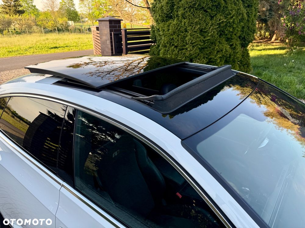 Volkswagen Arteon 2.0 TDI Bi-Turbo SCR 4Mot R-Line Edition DSG - 8