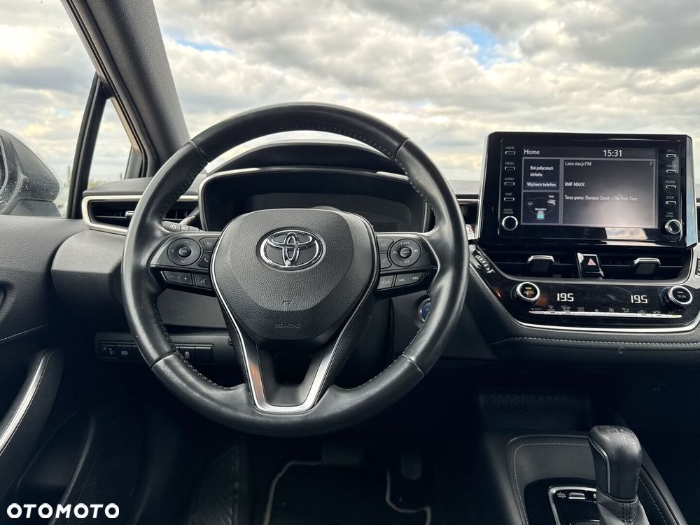 Toyota Corolla - 11