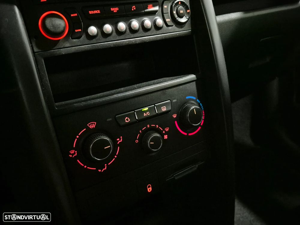 Peugeot 207 1.4 VTi Active - 9