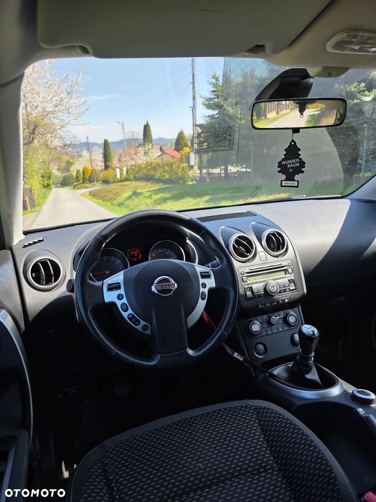 Nissan Qashqai 2.0 4 x 4 visia - 9