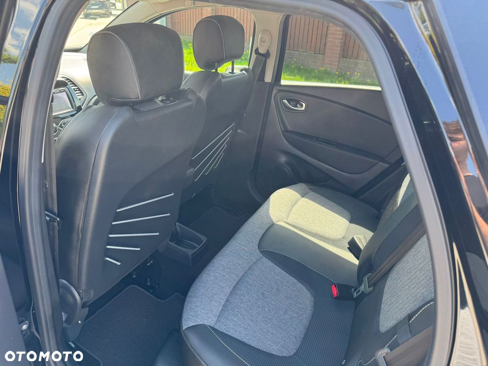 Renault Captur ENERGY TCe 120 Experience - 12