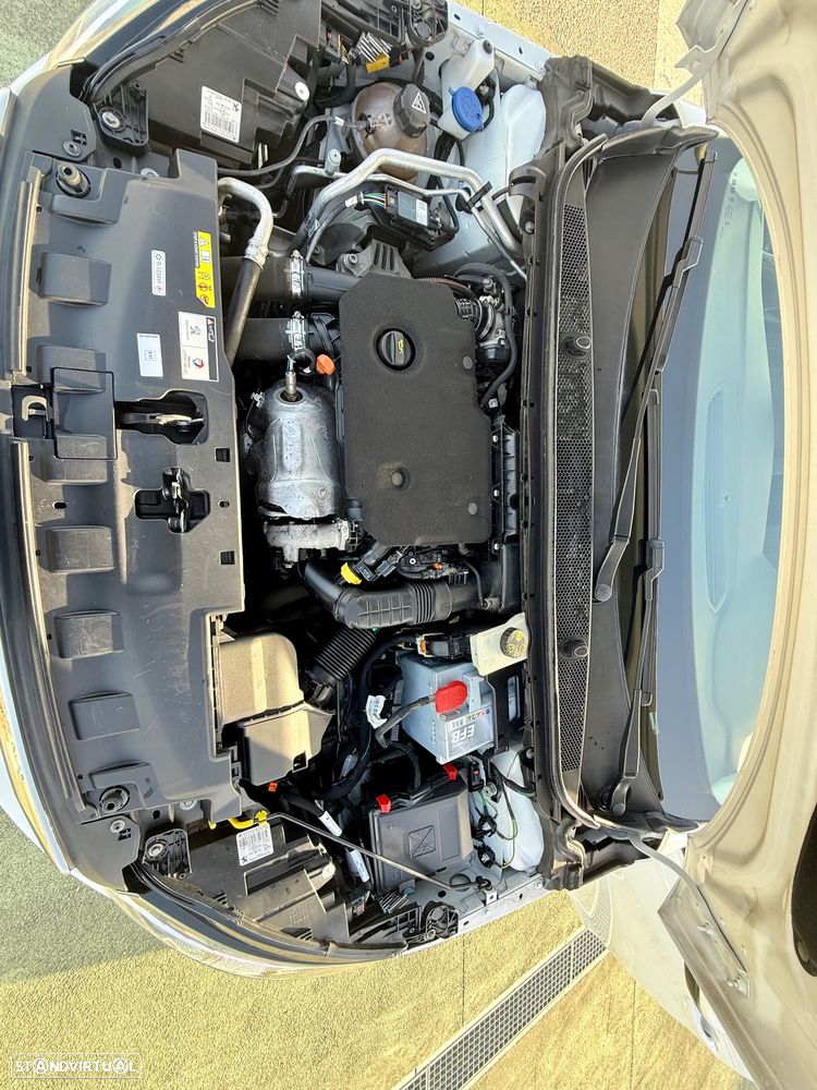Peugeot 308 BlueHDi 130 Black Edition - 39