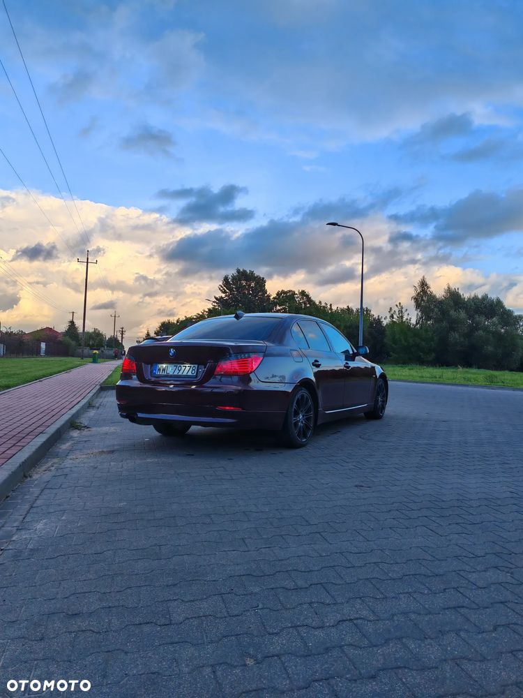 BMW Seria 5 520d - 4
