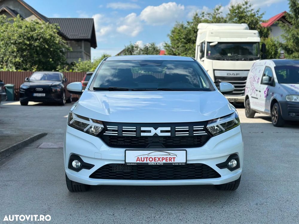 Dacia Logan TCe 90 Essential - 3