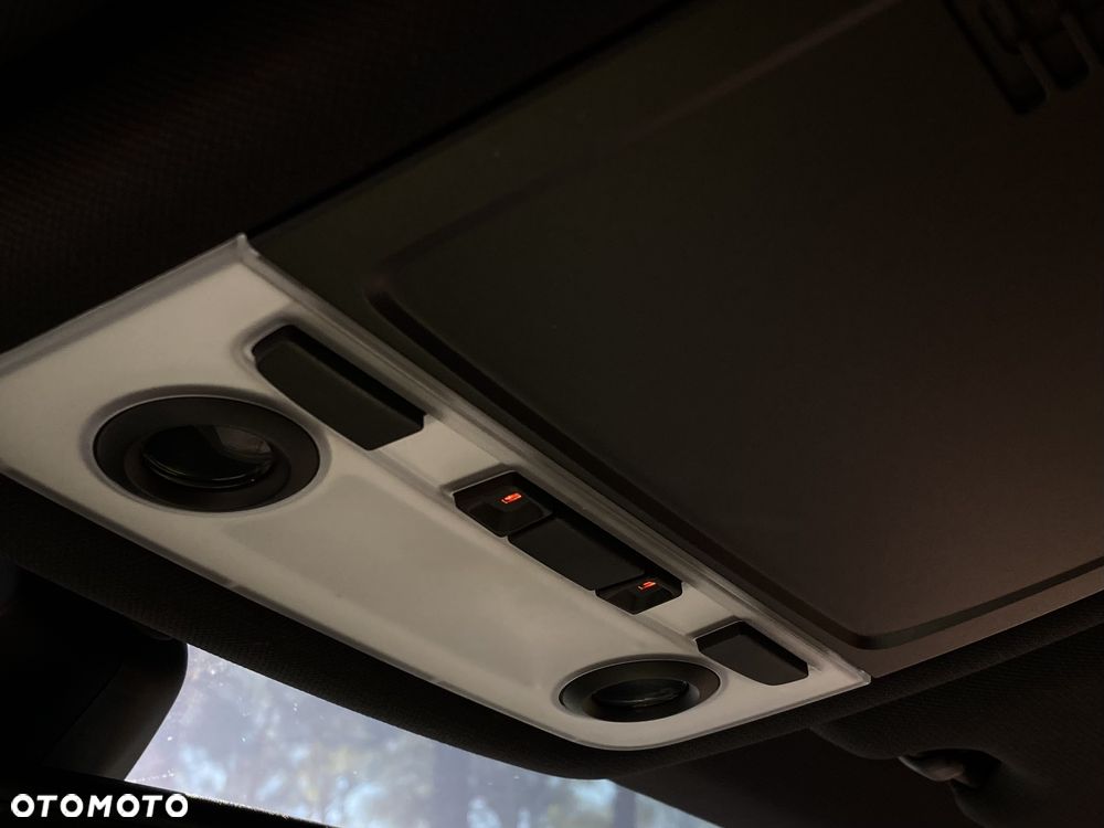 BMW Seria 3 - 26