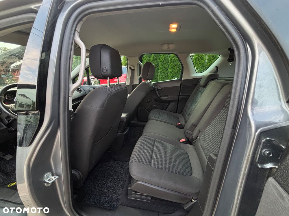 Opel Meriva - 14