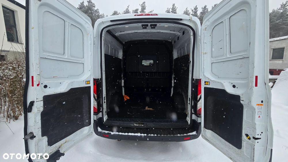 Ford Transit - 8