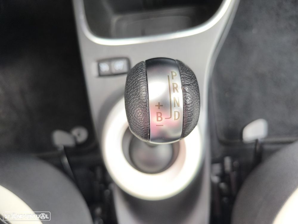 Renault Twingo E-Tech. 22 Techno - 13