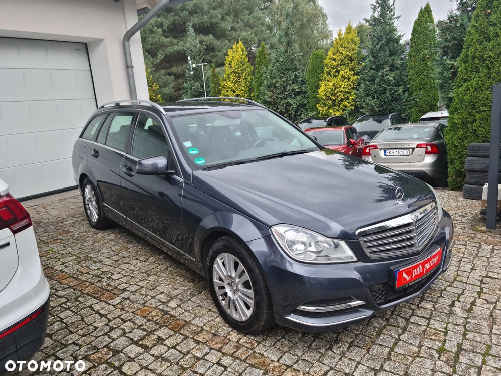 Mercedes-Benz Klasa C 180 K BlueEff Classic - 4