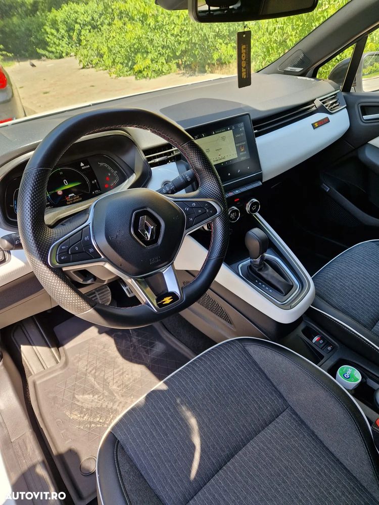 Renault Clio V E-Tech 145 Techno - 5