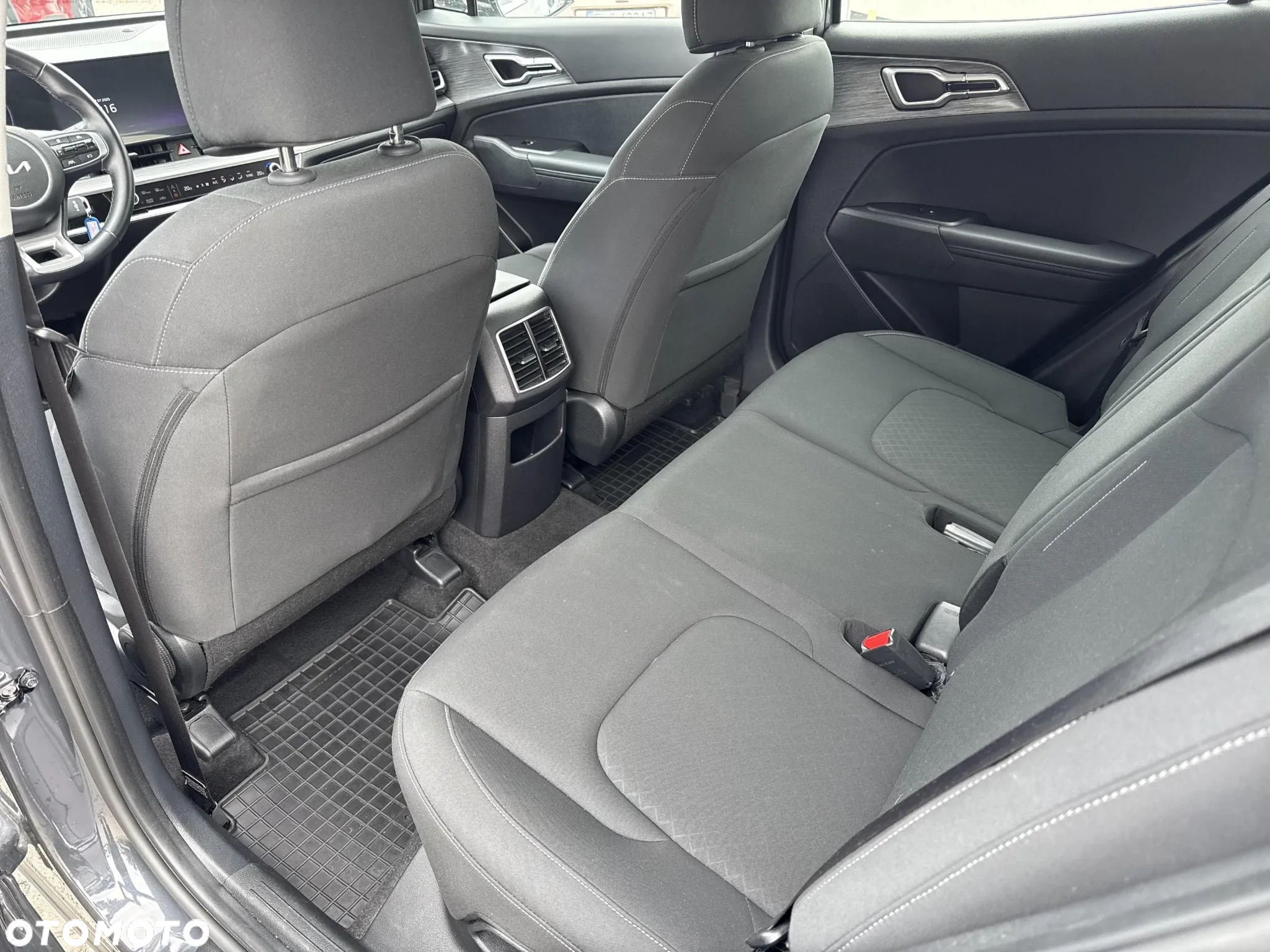 Kia Sportage 1.6 T-GDI M 2WD DCT - 24