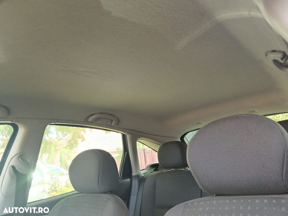 Ford Focus 1.8 TDDI Comfort - 5