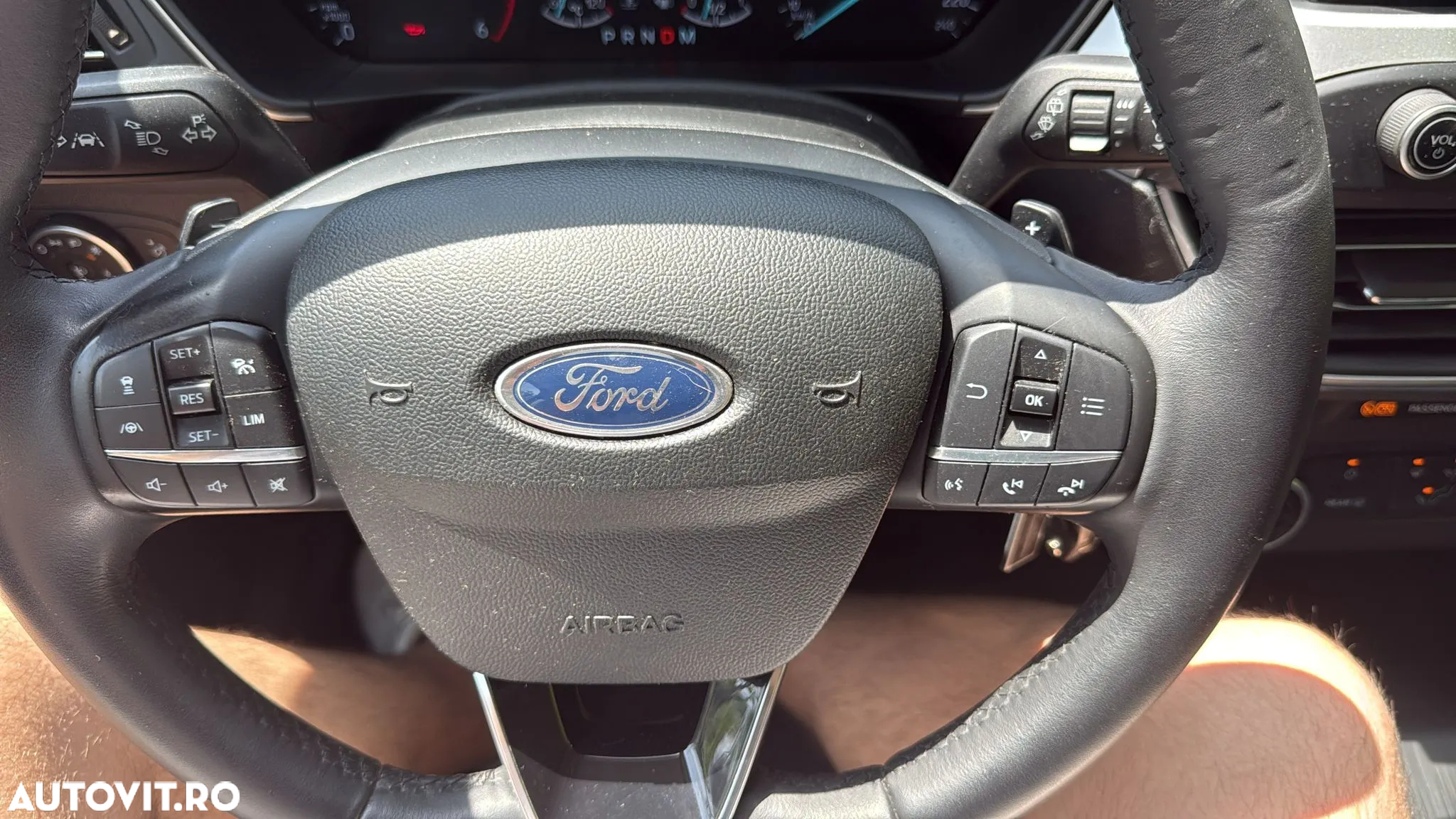 Ford Focus 1.5 EcoBlue Active Business - 13