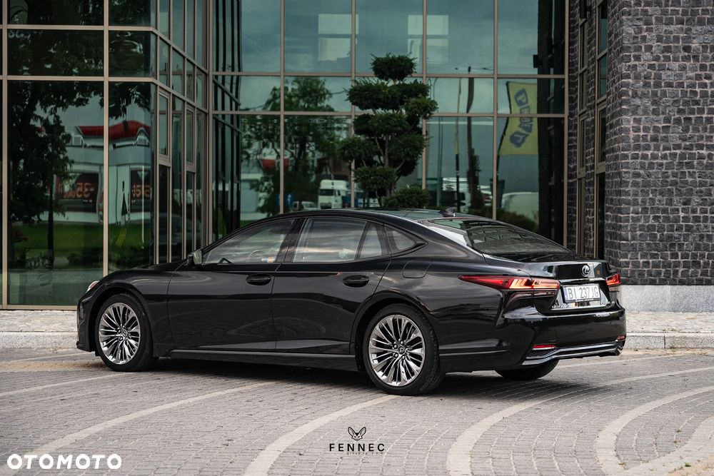 Lexus LS - 11