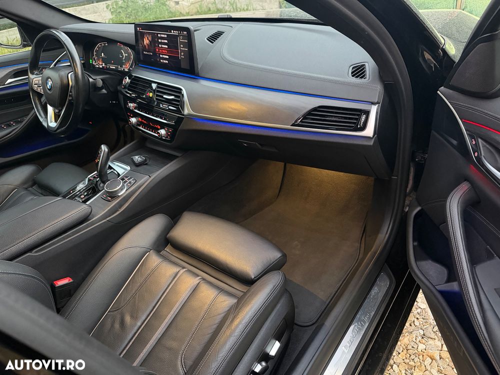 BMW Seria 5 530i Aut. Luxury Line - 7