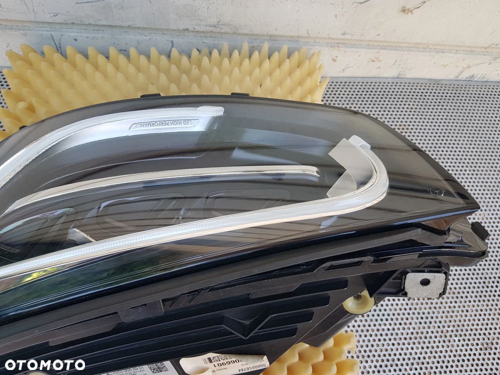 Mercedes W253 GLC LIFT Lampa Lewa Przód High Performance LED - 4