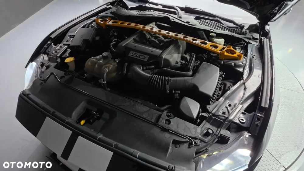 Ford Mustang 5.0 V8 GT - 7