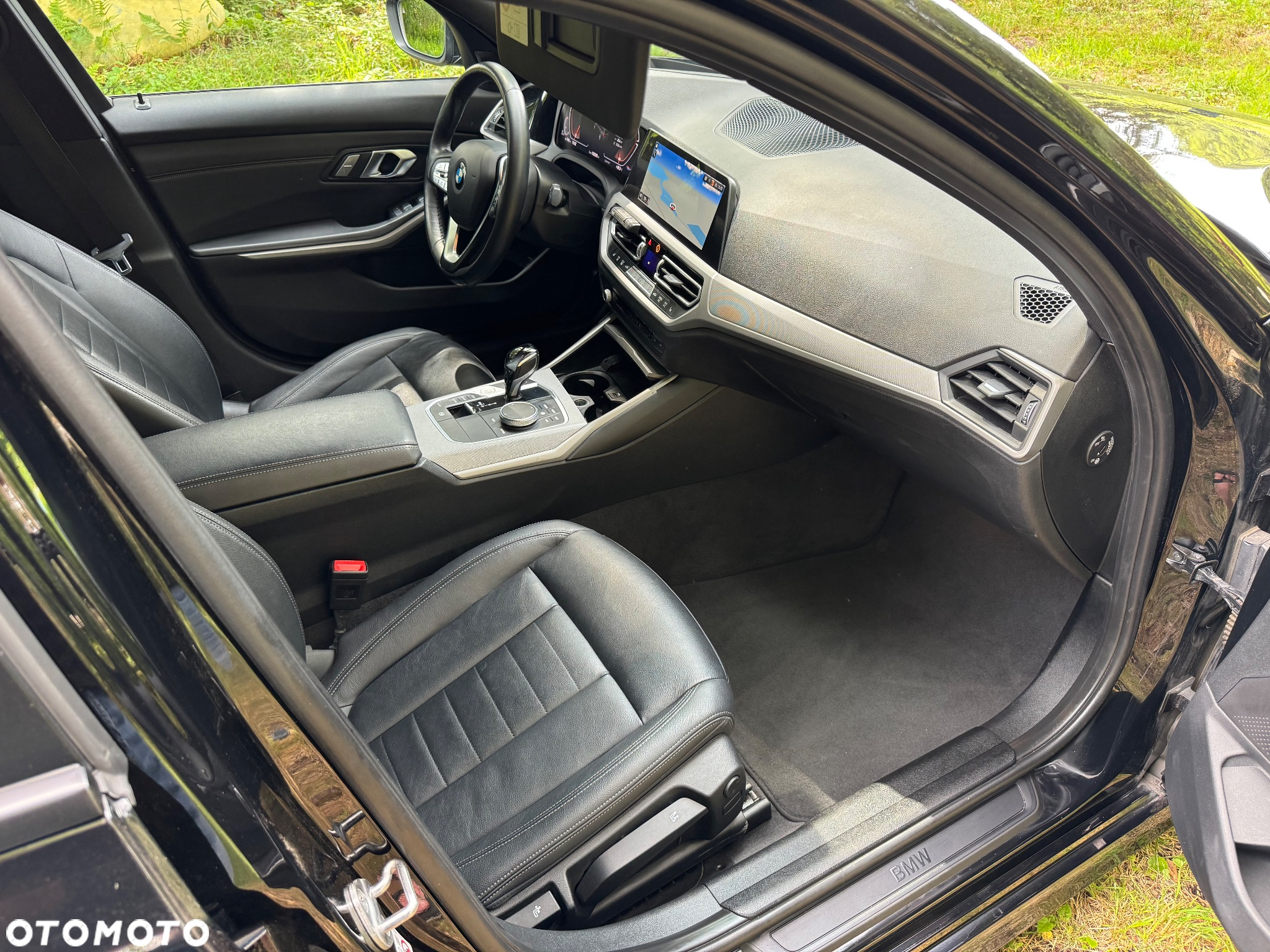 BMW Seria 3 320d Touring xDrive - 12