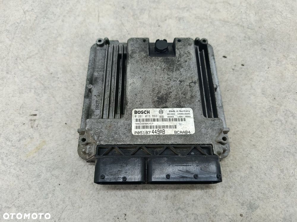 KOMPUTER, STEROWNIK DODGE CALIBER P05187449AB 0281013693   2.0 CRD - 1