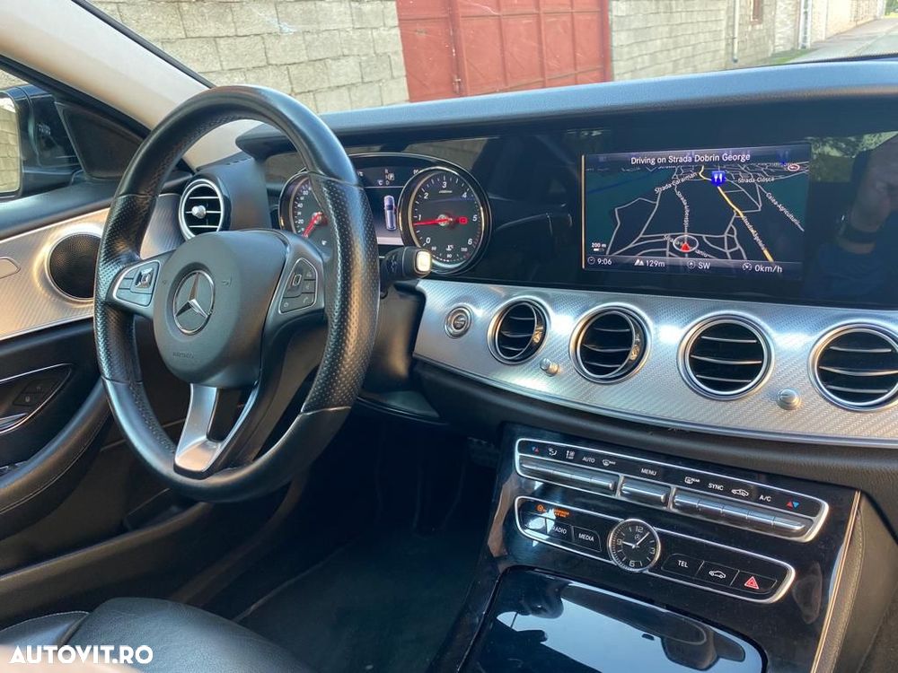 Mercedes-Benz E 220 d 4Matic All-Terrain 9G-TRONIC Exclusive - 16