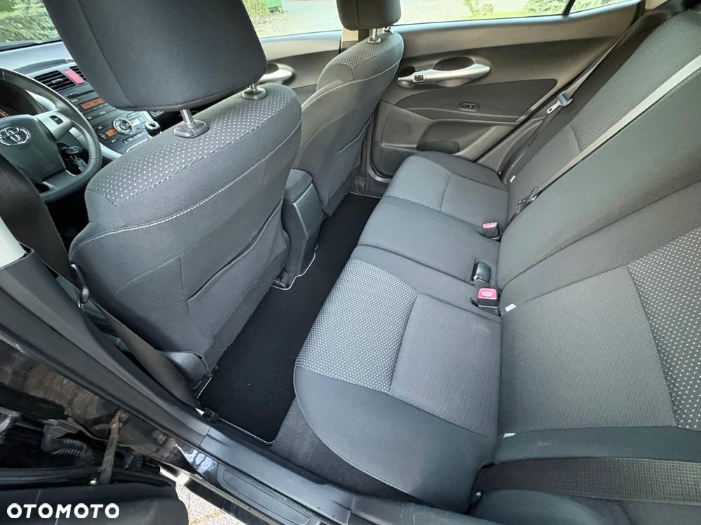 Toyota Auris 2.0 D-4D Life+ - 18