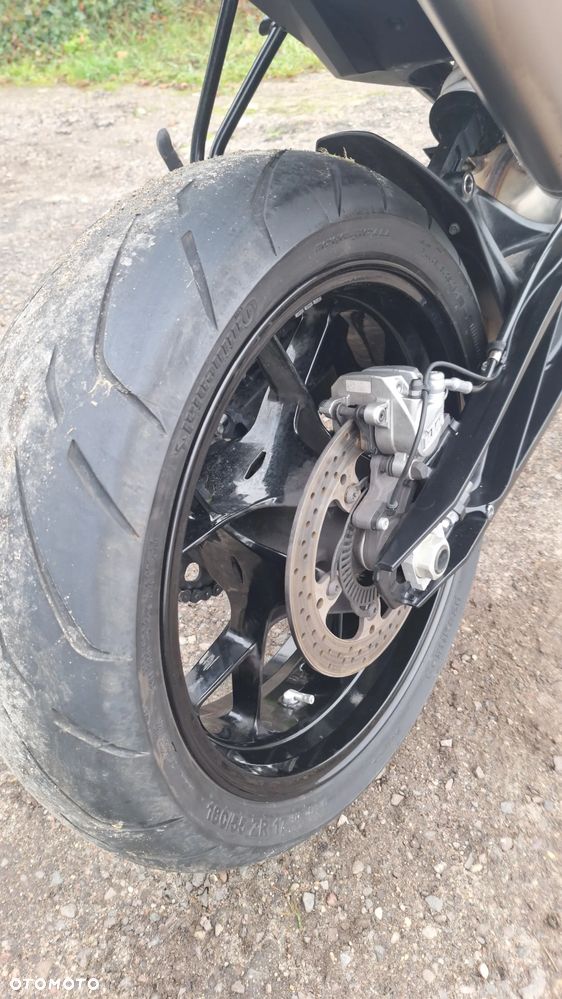 KTM DUKE 890 - 35