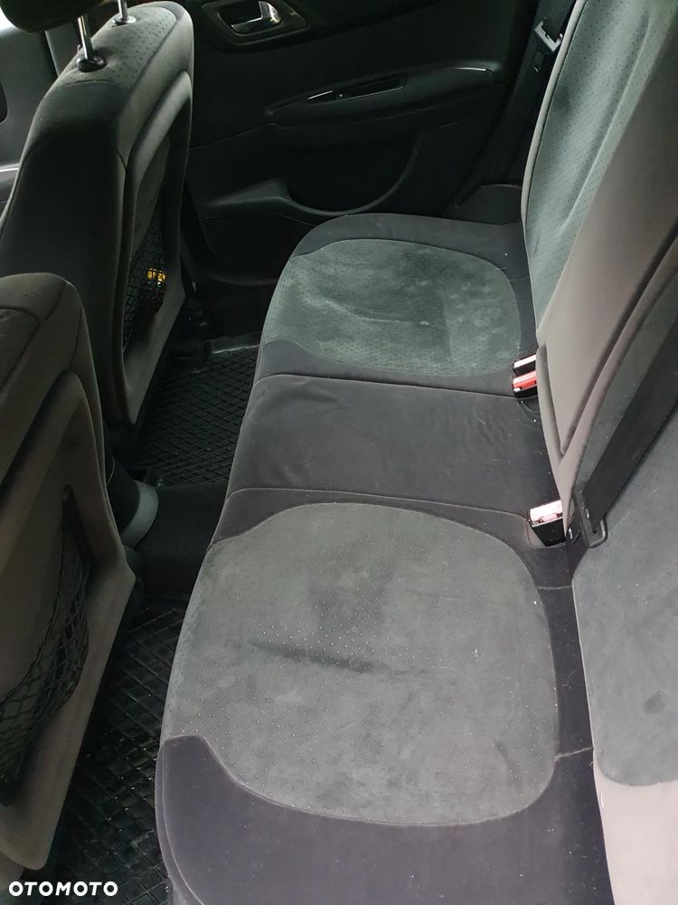 Citroën C4 2.0 16V Exclusive - 4