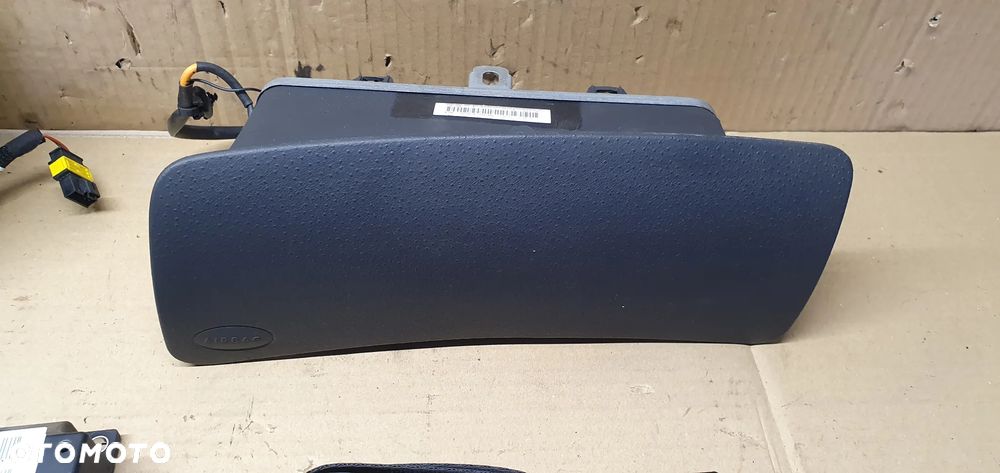 Poduszki napinacze pasy AIRBAG  sensor zestaw naprawczy Citroen C3 I Lift - 2