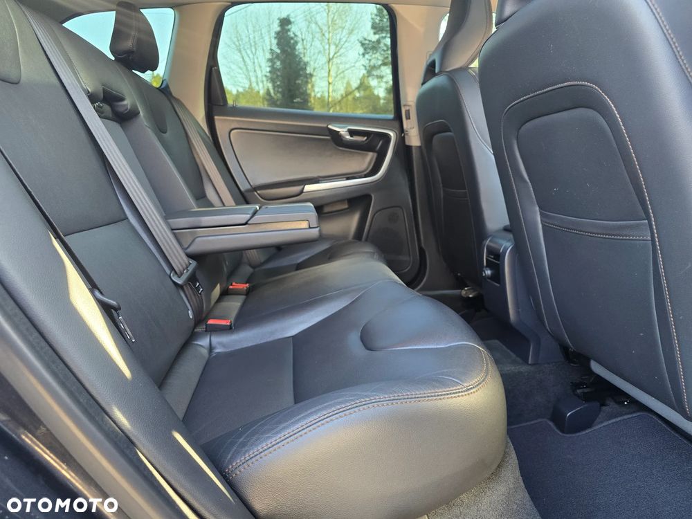 Volvo XC 60 D4 Drive-E Summum - 33