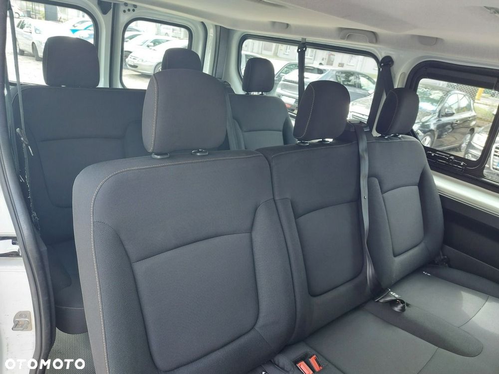 Renault Trafic - 18